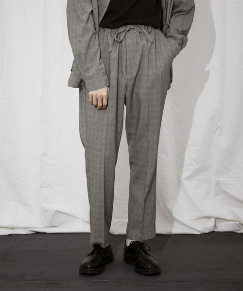 URBAN RESEARCH(アーバンリサーチ)の「URBAN RESEARCH iD T/Rテーパードスラックス(その他パンツ・メンズ・チェック/ブルー/ブラウン・MEDIUM/LARGE)」の3枚目の写真