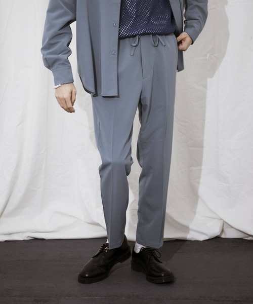 URBAN RESEARCH(アーバンリサーチ)の「URBAN RESEARCH iD T/Rテーパードスラックス(その他パンツ・メンズ・チェック/ブルー/ブラウン・MEDIUM/LARGE)」の1枚目の写真