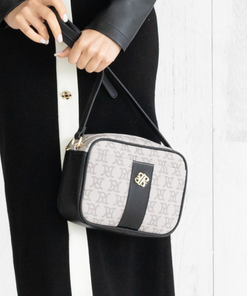ROYAL PARTY(ロイヤルパーティー)の「ROYAL PARTY (ロイヤルパーティー) ショルダーバッグ MONOGRAM RPT-B014(ショルダーバッグ・レディース・ブラック/ブラウン・FREE)」の2枚目の写真