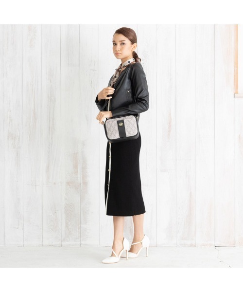 ROYAL PARTY(ロイヤルパーティー)の「ROYAL PARTY (ロイヤルパーティー) ショルダーバッグ MONOGRAM RPT-B014(ショルダーバッグ・レディース・ブラック/ブラウン・FREE)」の14枚目の写真