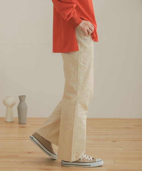 SENSE OF PLACE by URBAN RESEARCH(センスオブプレイスバイアーバンリサーチ)の「コーデュロイフレアパンツ(その他パンツ・レディース・アイボリー/カーキ/ブラウン・MEDIUM/SMALL)」の8枚目の写真