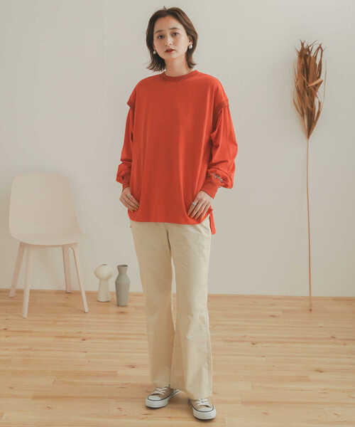 SENSE OF PLACE by URBAN RESEARCH(センスオブプレイスバイアーバンリサーチ)の「コーデュロイフレアパンツ(その他パンツ・レディース・アイボリー/カーキ/ブラウン・MEDIUM/SMALL)」の9枚目の写真