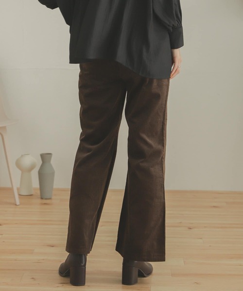 SENSE OF PLACE by URBAN RESEARCH(センスオブプレイスバイアーバンリサーチ)の「コーデュロイフレアパンツ(その他パンツ・レディース・アイボリー/カーキ/ブラウン・MEDIUM/SMALL)」の22枚目の写真