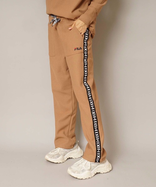 FILA(フィラ)の「【FILA / フィラ】レディース サイドロゴテープ スウェットパンツ(スウェットパンツ・レディース・ベージュ/ブラック/杢グレー・LARGE/X-LARGE/MEDIUM)」の21枚目の写真