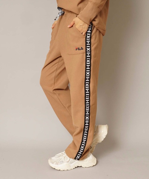 FILA(フィラ)の「【FILA / フィラ】レディース サイドロゴテープ スウェットパンツ(スウェットパンツ・レディース・ベージュ/ブラック/杢グレー・LARGE/X-LARGE/MEDIUM)」の22枚目の写真