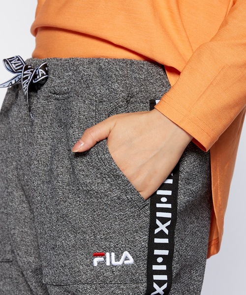 FILA(フィラ)の「【FILA / フィラ】レディース サイドロゴテープ スウェットパンツ(スウェットパンツ・レディース・ベージュ/ブラック/杢グレー・LARGE/X-LARGE/MEDIUM)」の18枚目の写真
