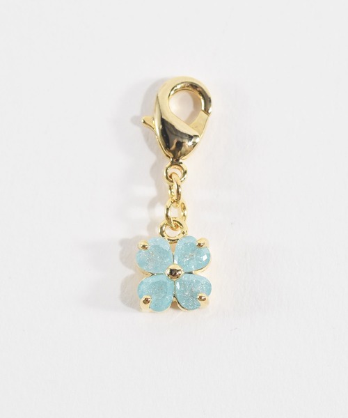 ma chere Cosette?（マシェールコゼット）の「クローバーマスクチャーム（チャーム・レディース・アイボリー/ライトピンク/ライトブルー/ピンク系その他・FREE）」の11枚目の写真