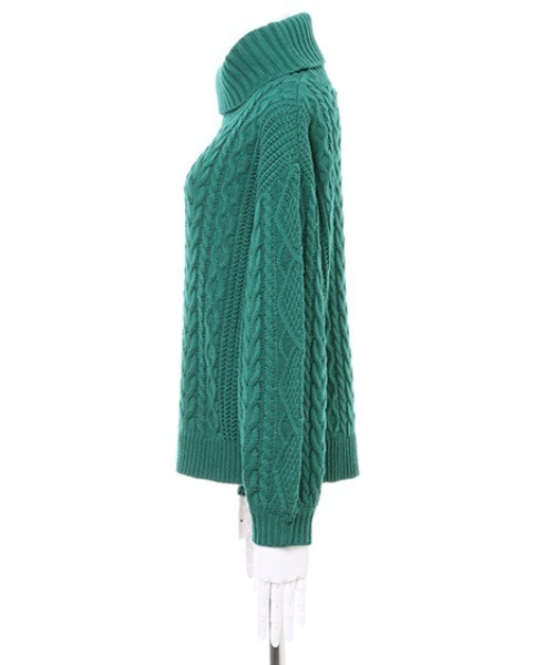 INGNI(イング)の「オフタートルケーブルニット(ニット/セーター・レディース・アイボリー/ブラック/モカ/グリーン/ブルー/ボルドー・M)」の8枚目の写真