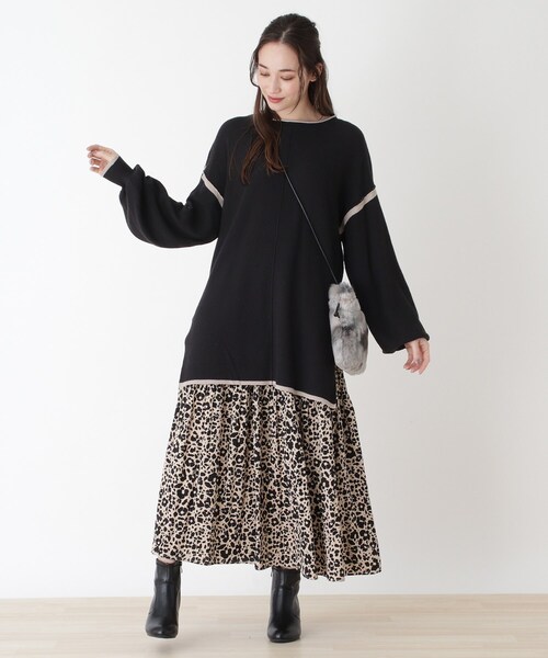 SHOO・LA・RUE（シューラルー）の「◆配色デザインニットプルオーバー（ニット/セーター・レディース・ブラック/ベージュ/ブルー・00）」の5枚目の写真