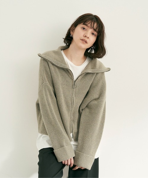 Editt by YECCA VECCA(エディットバイイェッカヴェッカ)の「セーラーカラーZIPニット*(カーディガン/ボレロ・レディース・グレー/カーキ/イエロー/ブルー・FREE)」の2枚目の写真
