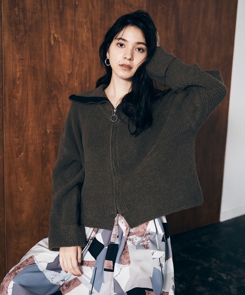Editt by YECCA VECCA(エディットバイイェッカヴェッカ)の「セーラーカラーZIPニット*(カーディガン/ボレロ・レディース・グレー/カーキ/イエロー/ブルー・FREE)」の3枚目の写真