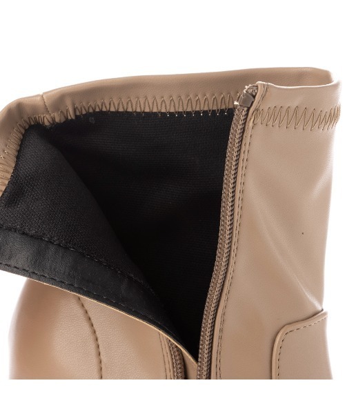 Mafmof（マフモフ）の「Mafmof(マフモフ) ボリューム厚底ストーム太ヒールストレッチ ブーツ（ブーツ・レディース・ブラック/ブラック系その他/ブラウン/ベージュ/ホワイト・S/M/L/LL）」の22枚目の写真