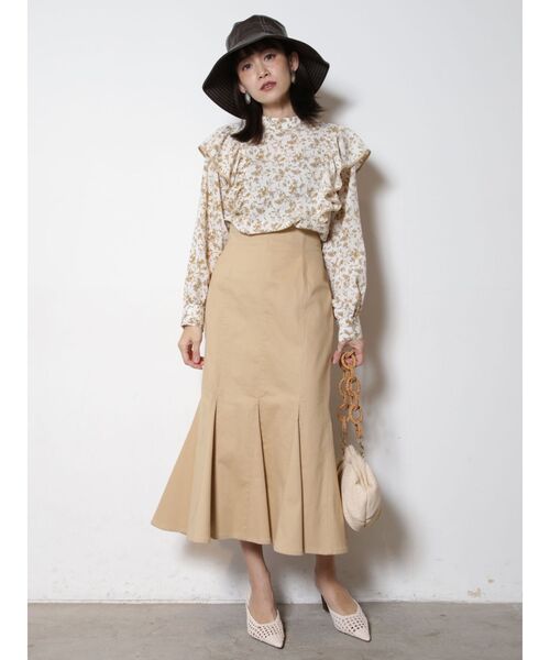 COTORICA（コトリカ）の「ストレッチチノマーメイドスカート（スカート・レディース・ライトブルー/ベージュ/ブラック・MEDIUM/SMALL）」の16枚目の写真