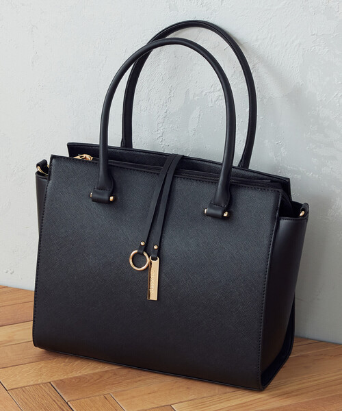 MONO COMME CA(モノコムサ)の「ロゴプレートトートバッグ(トートバッグ・レディース・ライトグレー/ベージュ/ブラック・FREE)」の11枚目の写真