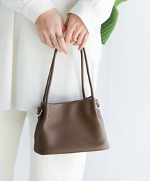 センターラインハンドバッグ