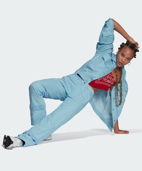 adidas(アディダス)の「ツイル トラックパンツ(ジャージ) / アディダスオリジナルス(その他パンツ・レディース・ブルー/ブラック・SMALL/MEDIUM/LARGE/X-LARGE/XX-LARGE/X-SMALL)」の5枚目の写真