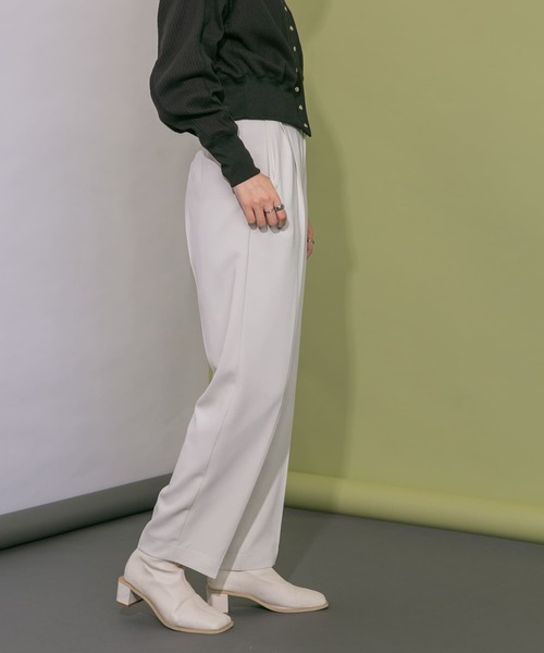 KBF（ケイビーエフ）の「イージースラックス（その他パンツ・レディース・チャコールグレー/オフホワイト・ONE）」の4枚目の写真