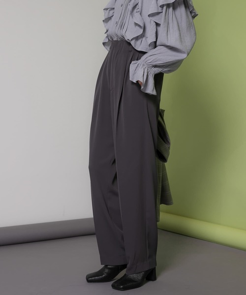 KBF（ケイビーエフ）の「イージースラックス（その他パンツ・レディース・チャコールグレー/オフホワイト・ONE）」の10枚目の写真