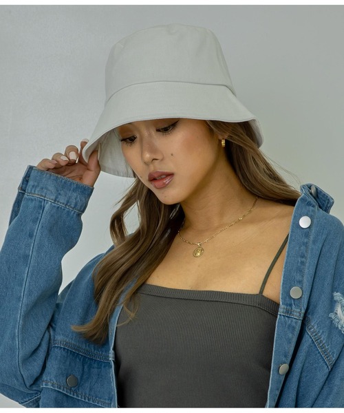 ANAP(アナップ)の「シンプルバケットハット(ハット・レディース・ホワイト/ブラック・FREE)」の20枚目の写真