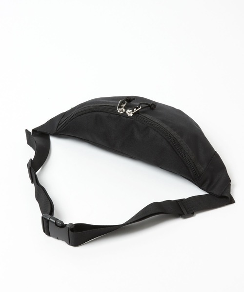 LEPSIM（レプシィム）の「撥水ナイロンボディBAG　274686（ボディバッグ/ウエストポーチ・レディース・ブラック/グリーン/グレイッシュベージュ・ONE SIZE）」の11枚目の写真