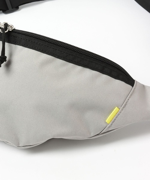 LEPSIM（レプシィム）の「撥水ナイロンボディBAG　274686（ボディバッグ/ウエストポーチ・レディース・ブラック/グリーン/グレイッシュベージュ・ONE SIZE）」の13枚目の写真