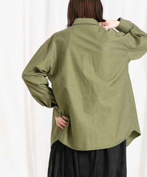 美品 ヨリ バックフリル サファリロングジャケット シャツワンピース カーキ ジーラ GeeRA 綿100％ポケット付Tシャツワンピース （カーキ