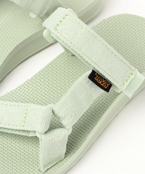 Teva(テバ)の「【Teva(テバ)】UNIVERSAL SLIDE(サンダル・レディース・ブラック/ライトグリーン・23/24)」の4枚目の写真