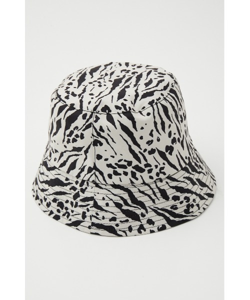 AZUL by moussy（アズールバイマウジー）の「ZEBRA PATTERN RV BUCKET HAT/ゼブラパターンRVバケットハット（ハット・レディース・ホワイト系その他/ブルー系その他・FREE）」の5枚目の写真
