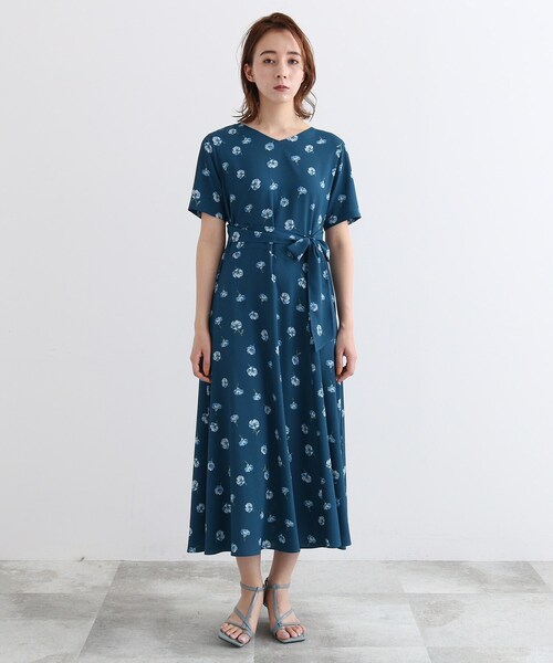 極美品 インディヴィ 洗える アシメ切り替えフラワーワンピース 2WAY 19号 INDIVI（インディヴィ）の「◇【洗える/2WAY】アシメ切り替えフラワー