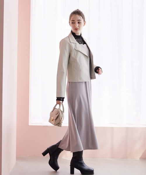 archives（アルシーヴ）の「ＢａｃｋオープンレースＴＯＰＳ（Tシャツ/カットソー・レディース・ブラック/アイボリー・MEDIUM）」の21枚目の写真