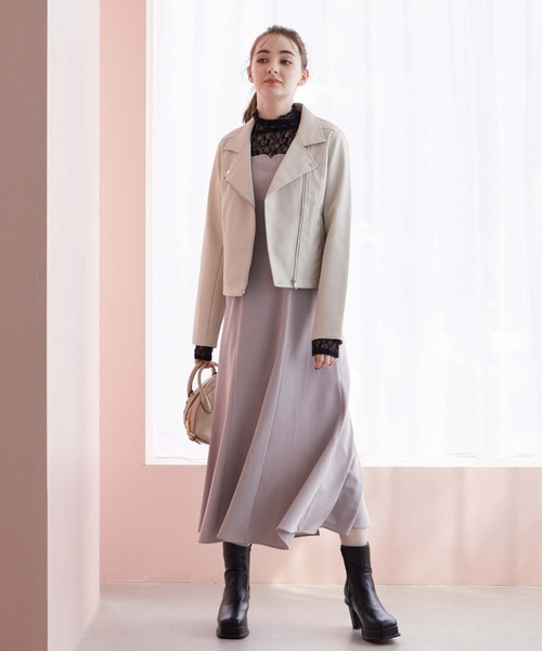 archives（アルシーヴ）の「ＢａｃｋオープンレースＴＯＰＳ（Tシャツ/カットソー・レディース・ブラック/アイボリー・MEDIUM）」の22枚目の写真