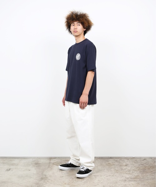 HUF（ハフ）の「REGIONAL TEE / HUF プリントTシャツ（Tシャツ/カットソー・メンズ・ホワイト/アッシュグレー/ブラック/ネイビー/ライトブルー/ダークラベンダー・SMALL/MEDIUM/LARGE/X-LARGE/XX-LARGE）」の16枚目の写真