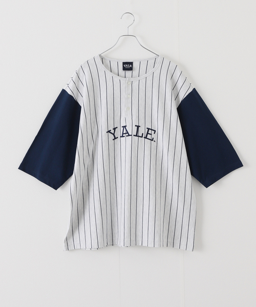 JOURNAL STANDARD(ジャーナルスタンダード)の「【YALE×JOURNAL STANDARD】別注 ベースボール ヘンリーネックTシャツ(Tシャツ/カットソー・メンズ・ホワイト/グレー・MEDIUM/LARGE)」の2枚目の写真