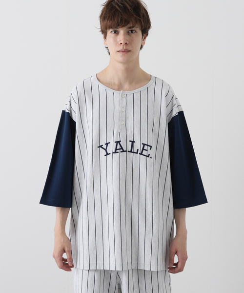 JOURNAL STANDARD(ジャーナルスタンダード)の「【YALE×JOURNAL STANDARD】別注 ベースボール ヘンリーネックTシャツ(Tシャツ/カットソー・メンズ・ホワイト/グレー・MEDIUM/LARGE)」の12枚目の写真