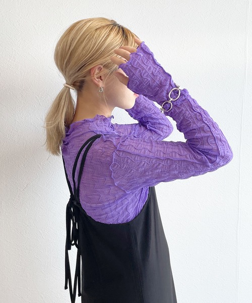 w closet(ダブルクローゼット)の「フィンガーホールハイネックプルオーバー(ニット/セーター・レディース・オフホワイト/ブラウン/ブラック/ラベンダー・FREE)」の18枚目の写真