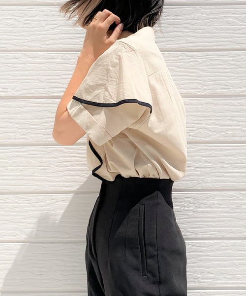 Q（キュー）の「バイカラーアシメブラウス（シャツ/ブラウス・レディース・ホワイト/ベージュ・MEDIUM）」の11枚目の写真