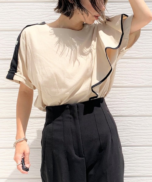 Q（キュー）の「バイカラーアシメブラウス（シャツ/ブラウス・レディース・ホワイト/ベージュ・MEDIUM）」の13枚目の写真