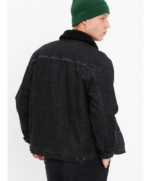 GAP(ギャップ)の「ウォッシュウェル ボア アイコン デニムジャケット(デニムジャケット・メンズ・ブラック・M/L/XL/XS/S)」の2枚目の写真