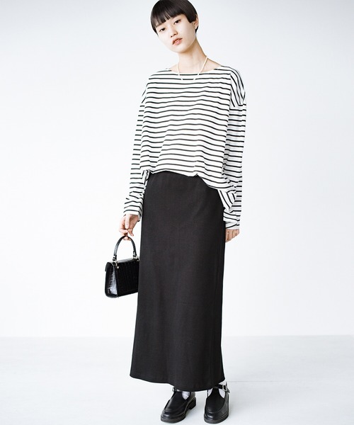 haco!（ハコ）の「シンプルなのに大人っぽさ2割増！シルエットにこだわった　やさしい着心地のすらり見えカットソースカートby who made me（スカート・レディース・ブラック/ベージュ/グリーン/ピンク・SMALL/MEDIUM/LARGE/X-LARGE）」の2枚目の写真