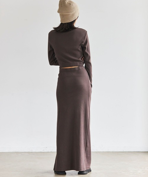 FIG&VIPER（フィグアンドバイパー）の「リブニットスリットギャザーロングワンピース（ワンピース・レディース・ブラック/モカ/ネイビー・FREE）」の9枚目の写真