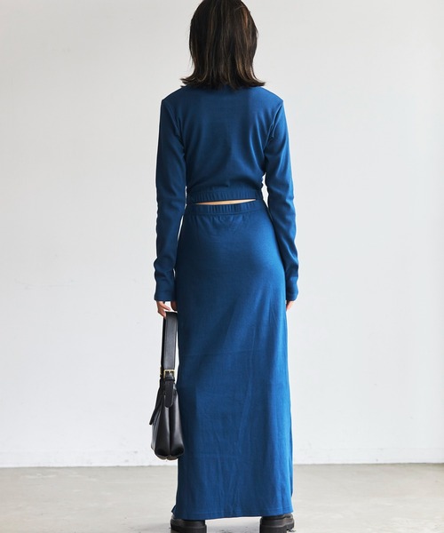 FIG&VIPER（フィグアンドバイパー）の「リブニットスリットギャザーロングワンピース（ワンピース・レディース・ブラック/モカ/ネイビー・FREE）」の18枚目の写真