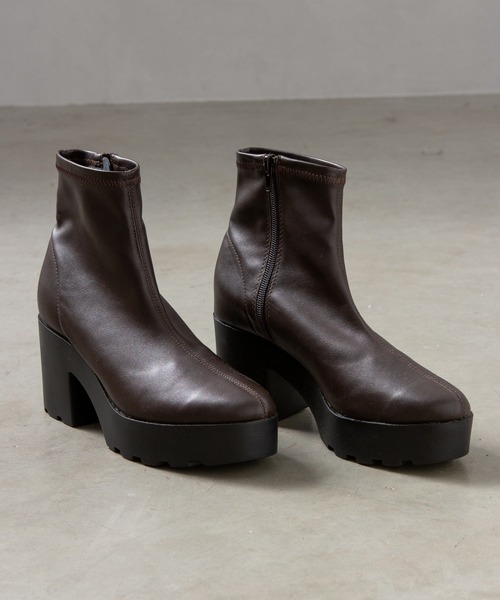 SpRay（スプレイ）の「厚底ストレッチショートブーツ（ブーツ・レディース・ブラック/ブラウン/アイボリー・MEDIUM/LARGE）」の3枚目の写真