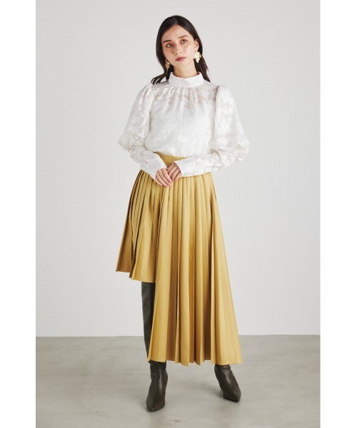 rienda(リエンダ)の「ハイネックギャザーパフスリーブブラウス(シャツ/ブラウス・レディース・ブラック/ブルー/ホワイト・FREE)」の12枚目の写真