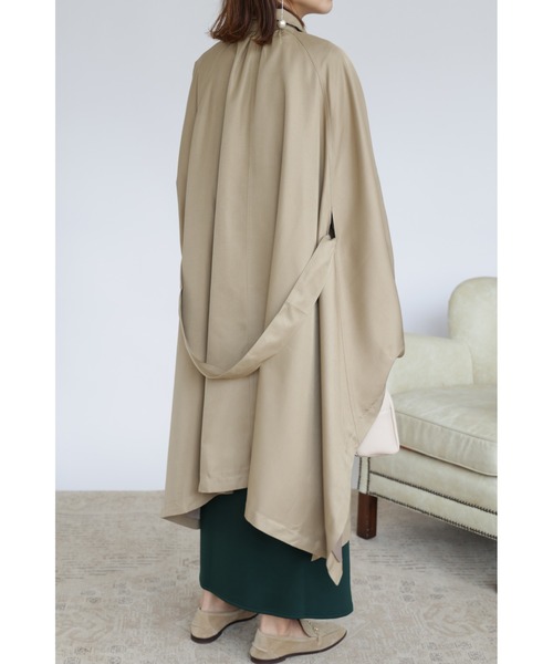 &. NOSTALGIA（アンドドットノスタルジア）の「【ZOZO限定】スクエアポンチョコート（トレンチコート・レディース・ブラック/ベージュ・FREE）」の13枚目の写真