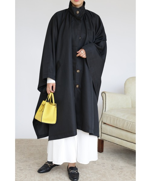 &. NOSTALGIA（アンドドットノスタルジア）の「【ZOZO限定】スクエアポンチョコート（トレンチコート・レディース・ブラック/ベージュ・FREE）」の6枚目の写真