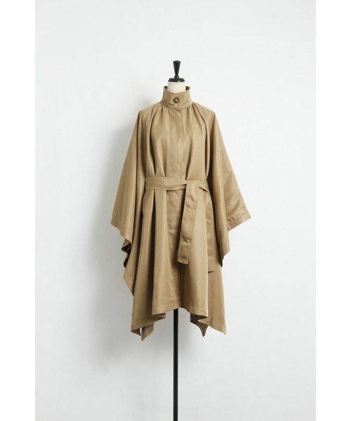 &. NOSTALGIA（アンドドットノスタルジア）の「【ZOZO限定】スクエアポンチョコート（トレンチコート・レディース・ブラック/ベージュ・FREE）」の18枚目の写真
