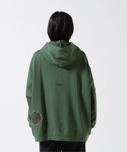 AVIREX（アヴィレックス）の「《直営店限定》WEST COAST FADE WASH PULLOVER PARKA/ ウエストコースト フェイドウォッシュ プルオーバーパーカー（パーカー・レディース・ブラック/ダークグリーン系/その他3・F）」の18枚目の写真