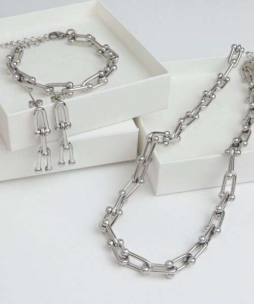 blackdia ocean(ブラックダイヤオーシャン)の「blackdia ocean ホースシューチェーンネックレス(ネックレス・レディース・シルバー/ゴールド/ピンクゴールド/ゴールド系その他/シルバー系その他・41cm/FREE)」の10枚目の写真