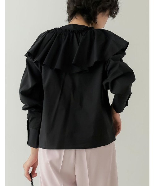 Re:EDIT(リエディ)の「ラッフルカラーブラウス(シャツ/ブラウス・レディース・ブラック/ホワイト・MEDIUM)」の4枚目の写真