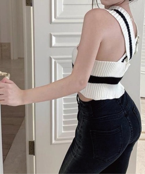 meJane（ミージェーン）の「バイカラーラインデザインニットチューブトップ（チューブトップ・レディース・ホワイト系・FREE）」の2枚目の写真